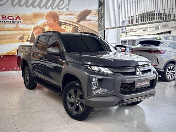 MITSUBISHI L200 TRITON 2.4 16V TURBO DIESEL SPORT OUTDOOR GLS CD 4P 4X4 AUTOMÁTICO MITSUBISHI L200 TRITON 2.4 16V TURBO DIESEL SPORT OUTDOOR GLS CD 4P 4X4 AUTOMÁTICO